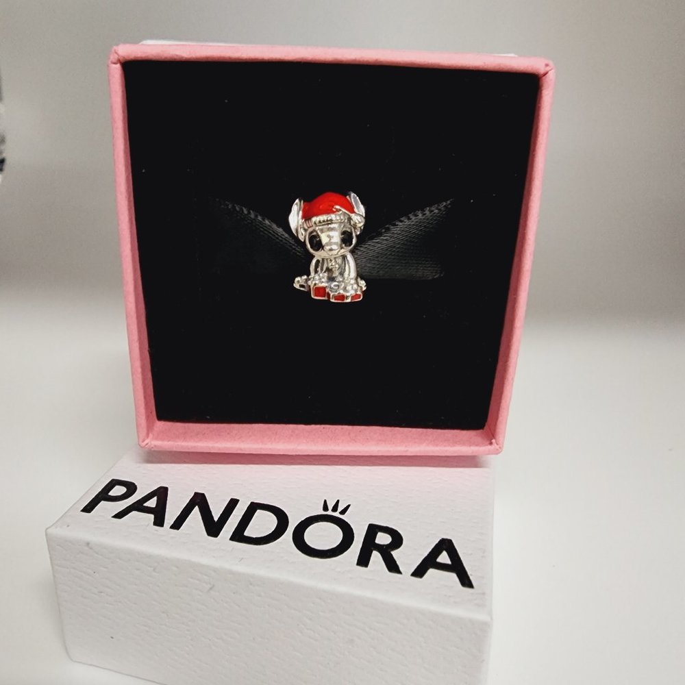 Pandora Disney Stitch Christmas Charm